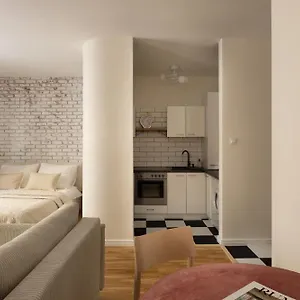  Apartment Prestigious Main Square