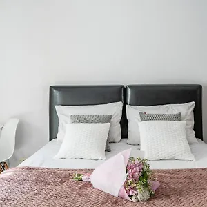 https://art-apart-premium-iii-centrum.hotelswroclaw.com