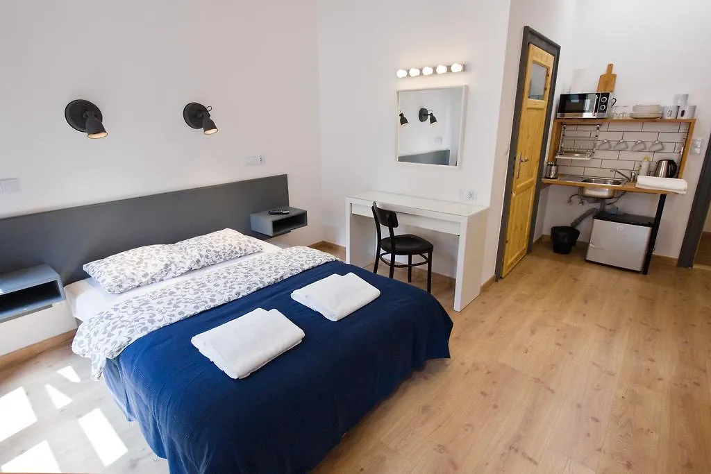 Aparthotel Pokoje Goscinne Sw. Anny Cracovia