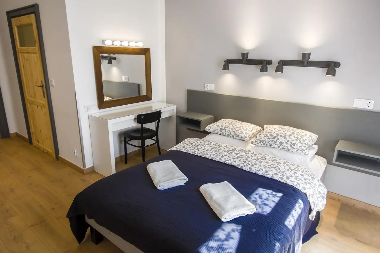 Pokoje Goscinne Sw. Anny Cracovia Aparthotel