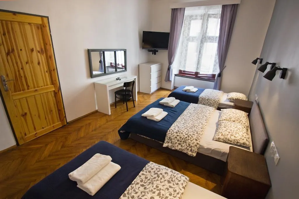Aparthotel Pokoje Goscinne Sw. Anny Krakow