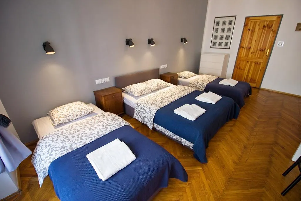 Pokoje Goscinne Sw. Anny Krakow Aparthotel