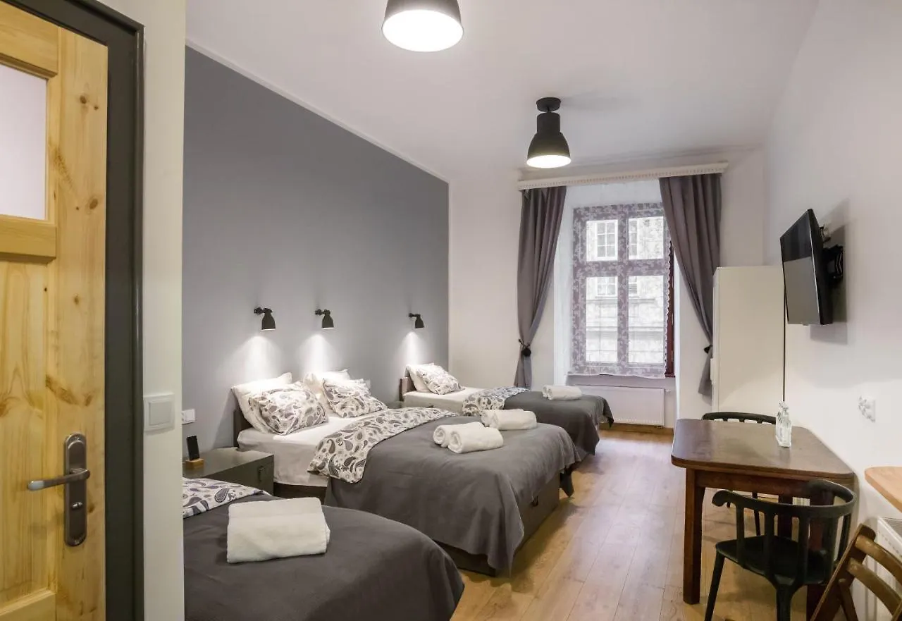 Apartahotel Pokoje Goscinne Sw. Anny Cracovia